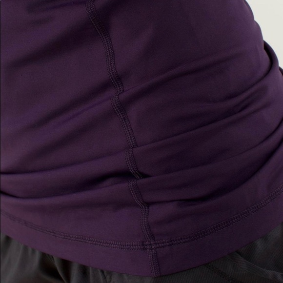 Lululemon Aria Tank II. Size 4 Color: Deep Zinfandel excellent condition - Picture 6 of 13